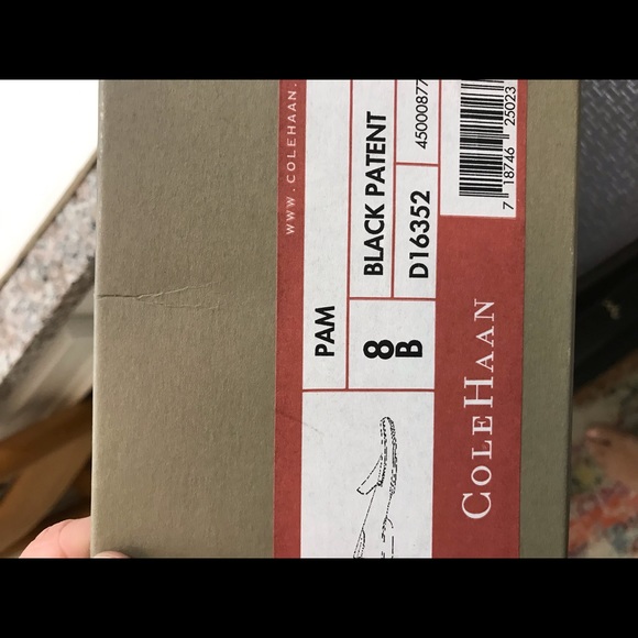 Cole Haan Pam hand sewn moc - Picture 6 of 7